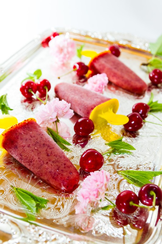 Inghetata raw din cirese